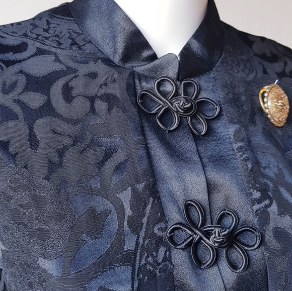 Large Vintage Oriental Vest ✨ - Picture 8 of 13